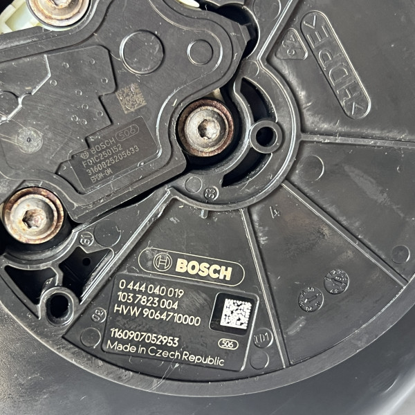 Бачок Adblue (бак адблю) на Volkswagen Crafter 2.0 HVW9064700000