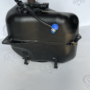 Бачок Adblue (бак адблю) на Volkswagen Crafter 2.0 HVW9064700000 