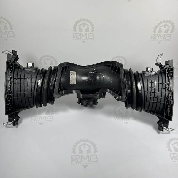 Патрубок впускний (ЧАЙКА ЛАСТОЧКА) на Мерседес 3.0 CDI OM 642 V6 A6420901642 - A6420900048