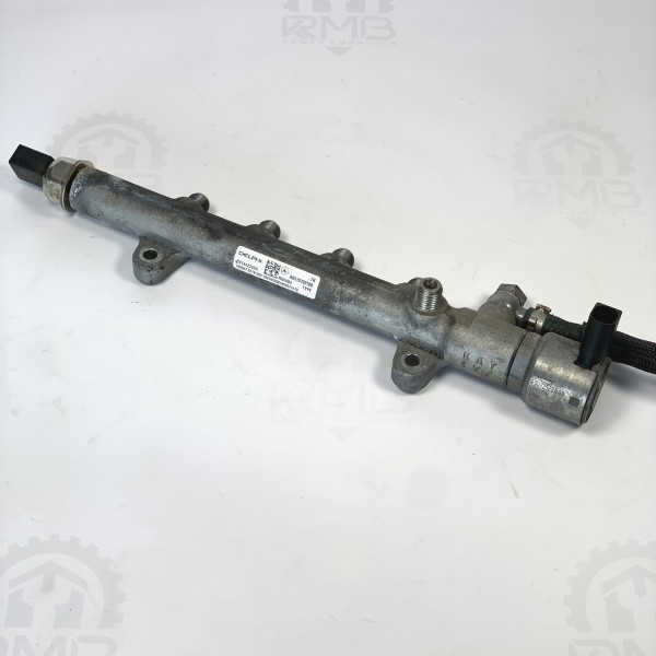 Топливная рейка в сборе на Mercedes Sprinter W 906 2.2 CDI OM651 A6510700700