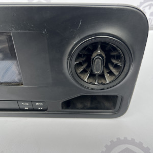 Магнитола магнитофон КОМПЛЕКТ на Mercedes Sprinter W 907 / W 910 А9079001703