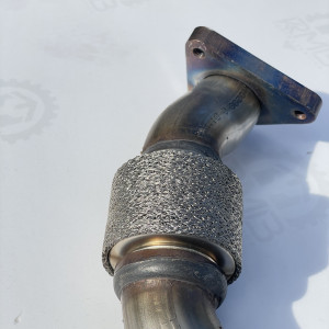 А6421400809 Випускний колектор правий на Mercedes Sprinter 3.0 OM642 V6  W906 W 907