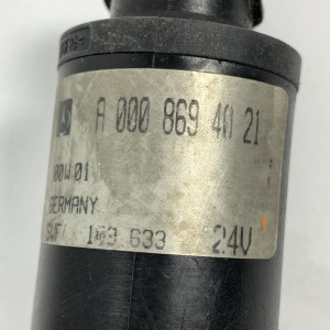 Моторчик - Насос омывателя стекла 24V на Mercedes A0008694021