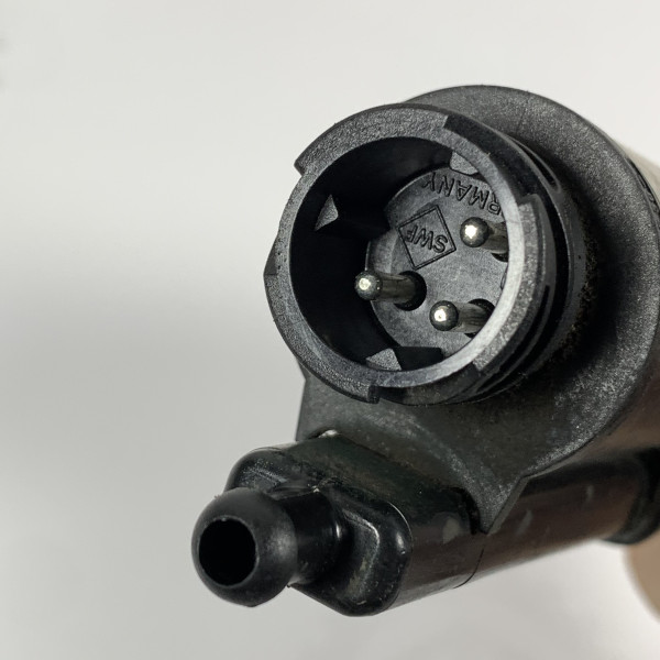 Моторчик - Насос омивача скла 24V на Мерседес A0008694021