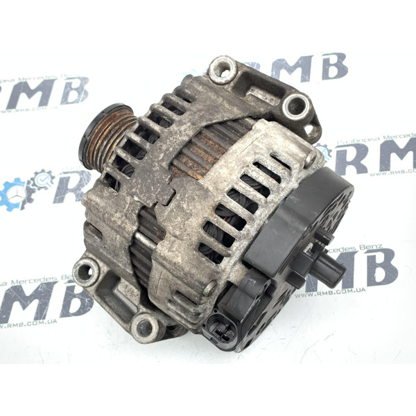 Генератор Bosch 14V A0131547002 на Мерседес W211 3.0 ОМ642 V6