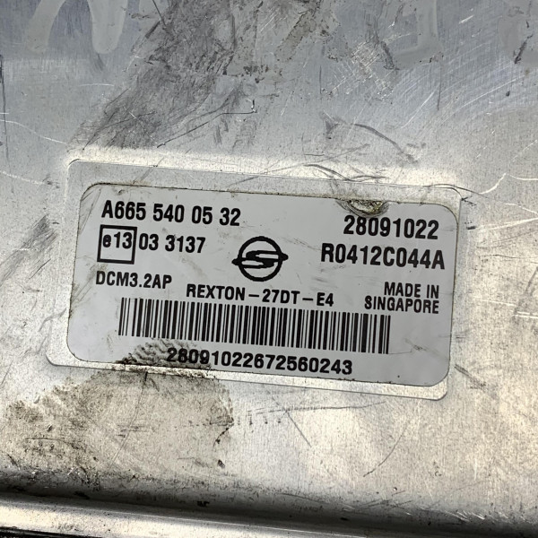 Блок управления двигателем на SsangYong Rexton 2.7 xdi A6655400532