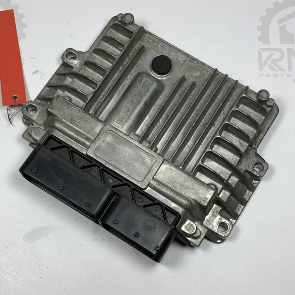 Блок управления двигателем на SsangYong Rexton 2.7 xdi A6655400532