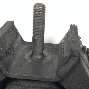 Подушка двигателя на Mercedes МЛ - ML270 W 163 2.7cdi om 612 A1632400117