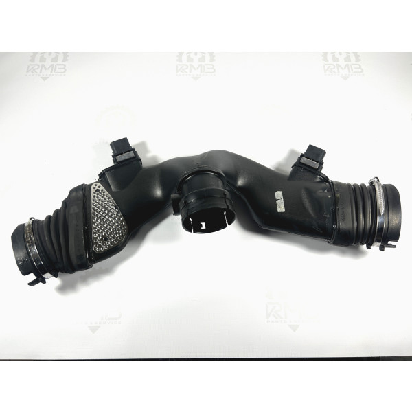 Патрубок впускной (ЧАЙКА / ЛАСТОЧКА) на Mercedes 3.0 CDI OM 642 V6 А6420908237