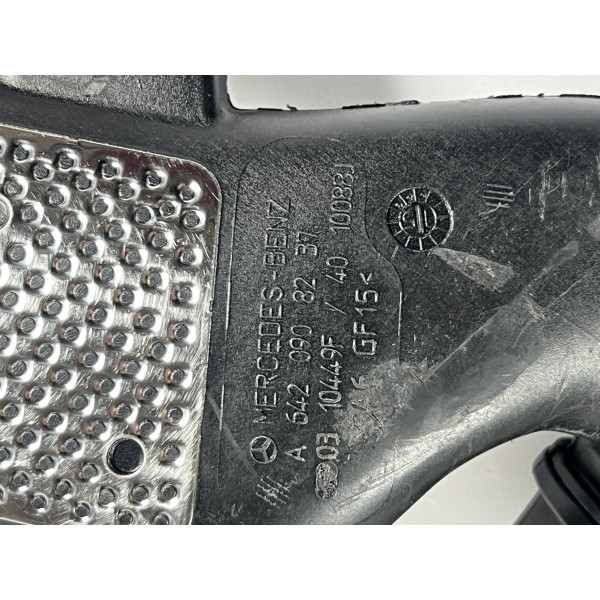 Патрубок впускной (ЧАЙКА / ЛАСТОЧКА) на Mercedes 3.0 CDI OM 642 V6 А6420908237