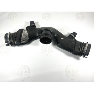 Патрубок впускной (ЧАЙКА / ЛАСТОЧКА) на Mercedes 3.0 CDI OM 642 V6 А6420946397 