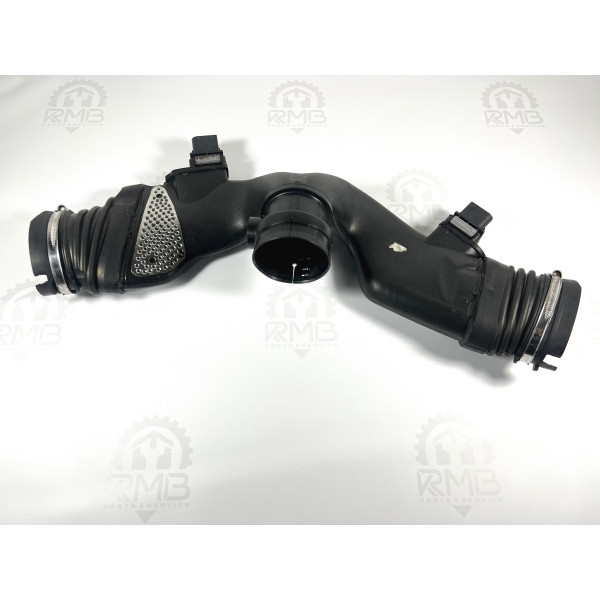 Патрубок впускной (ЧАЙКА / ЛАСТОЧКА) на Mercedes 3.0 CDI OM 642 V6 А6420946397