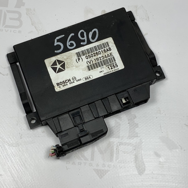 Блок управления парктроником Jeep Grand Cherokee 2005-2010 05026016AB
