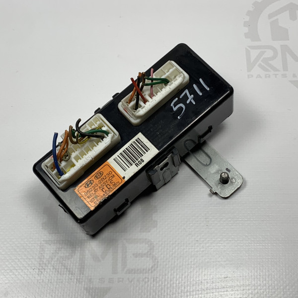 Модуль реле Hyundai Santa Fe II 95230-2B230