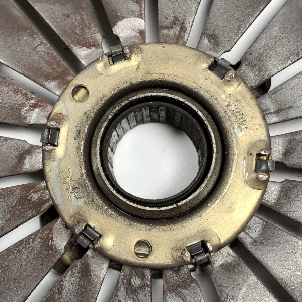 Корзина сцепления Hyundai Santa Fe 2.0 crdi HDC-69