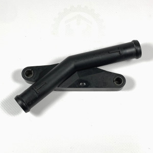 Патрубок системы охлаждения на Mercedes Sprinter 216 316 416 616 W903 W904 W905 2.7 OM612 6122000252
