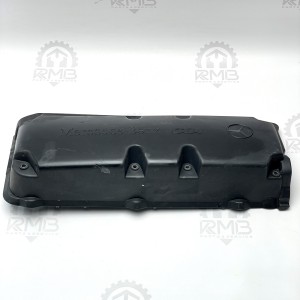 Декоративная крышка двигателя на Mercedes Sprinter 316 416 W903 W904 2.7 OM612 A6120160424
