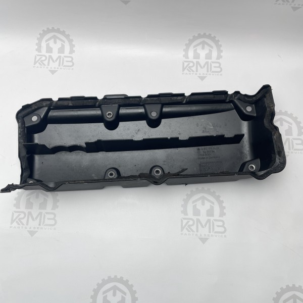 Декоративная крышка двигателя на Mercedes Sprinter 316 416 W903 W904 2.7 OM612 A6120160424 Декоративная крышка двигателя на Mercedes Sprinter 316 416 W903 W904 2.7 OM612 A6120160424
