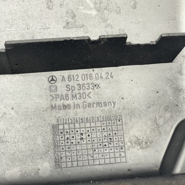 Декоративная крышка двигателя на Mercedes Sprinter 316 416 W903 W904 2.7 OM612 A6120160424 Декоративная крышка двигателя на Mercedes Sprinter 316 416 W903 W904 2.7 OM612 A6120160424