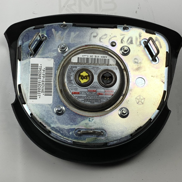 Подушка безопасности в руль AirBag Jeep Grand Cherokee WK P1FP10XDVAE