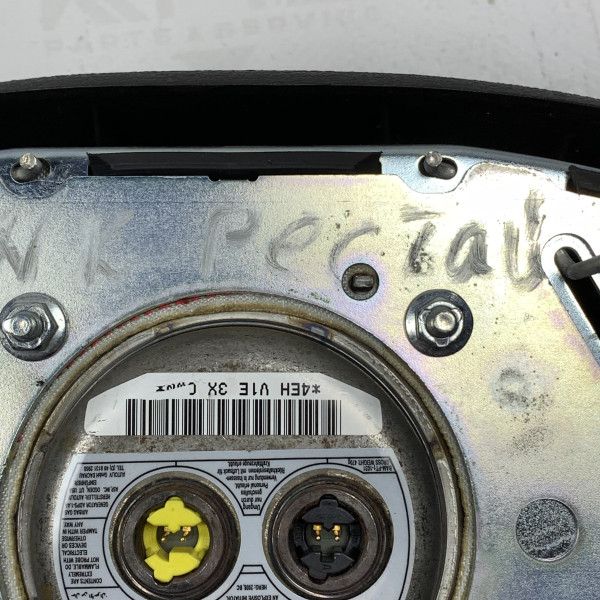 Подушка безопасности в руль AirBag Jeep Grand Cherokee WK P1FP10XDVAE