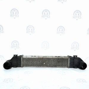 Радиатор интеркулер на Mercedes S class W220 S320 3.2 ом613 ом648 А2205000000