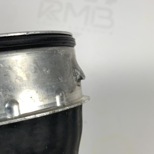 Патрубок интеркулера верхний с коллектора  на Mercedes ML W163 2.7 OM612 1635016182