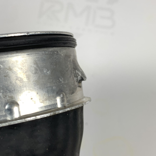 Патрубок интеркулера верхний с коллектора  на Mercedes ML W163 2.7 OM612 1635016182