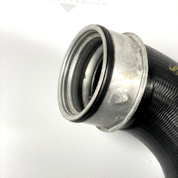 Патрубок интеркуллера левый А2205280782 на Mercedes S-class W220 3.2 cdi