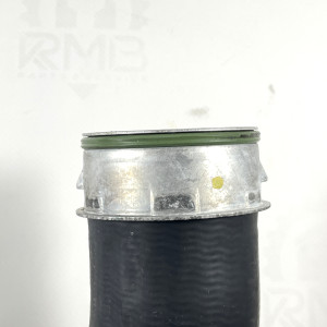 Патрубок интеркулера левый A1645280282 на Mercedes ML W164 3.0 OM642