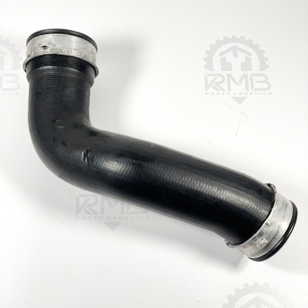 Патрубок интеркулера правый А2205280582 на Mercedes S-class W220 3.2 cdi