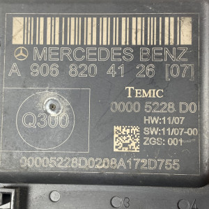Блок управления двери A9068204128 на Mercedes Sprinter W 906