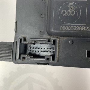 Блок управления двери A9068203526 на Mercedes Sprinter W 906