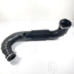Патрубок воздушного фильтра A9065281724 на Mercedes Sprinter W 906 2.2CDI OM651