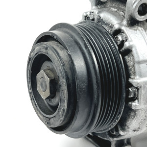 HVW 9068300260 Компрессор кондиционера Volkswagen Crafter 2.0 2E0820803H