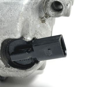 HVW 9068300260 Компрессор кондиционера Volkswagen Crafter 2.0 2E0820803H