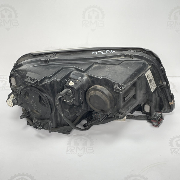 Фара передняя левая XENON на Volvo ХС90 30698815