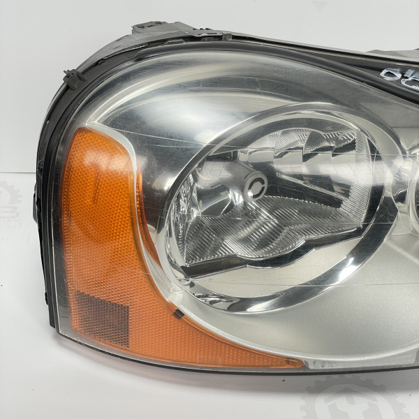 Фара передняя правая XENON Volvo ХС90 30678599