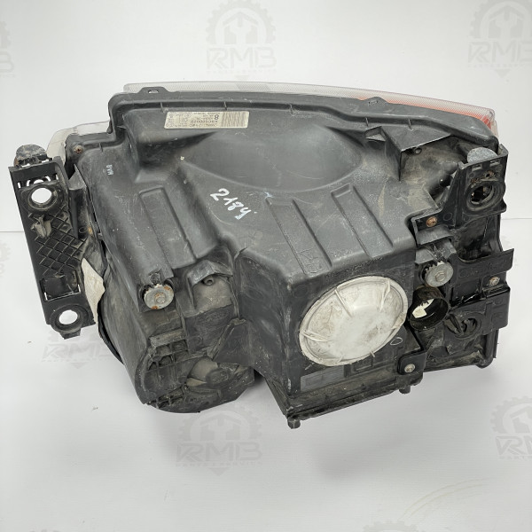 Фара передняя правая Land Rover Discovery 3 XBC500022
