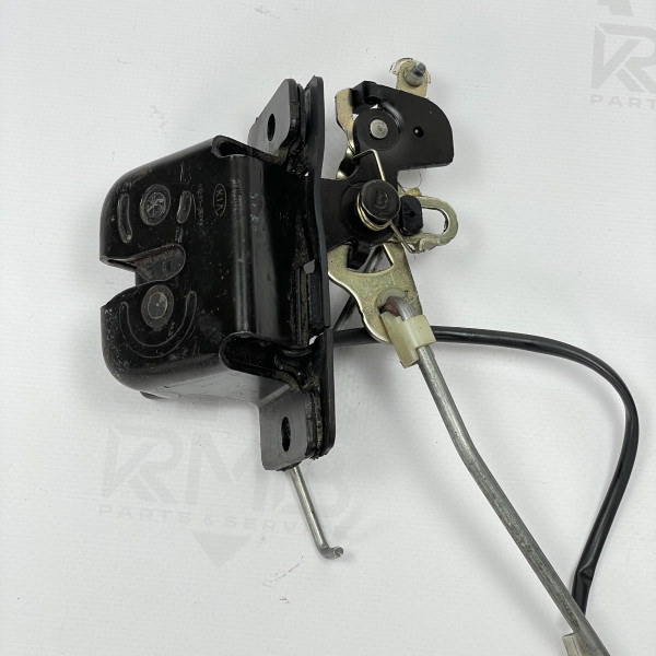 Замок крышки багажника Kia Sorento 81230-3E000