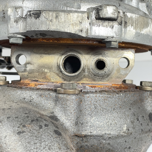 A6420901490 Турбина на Mercedes ML-Klasse W164 3.0 CDI OM642 V6
