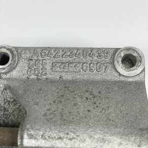 А6422340439 Крепление дополнительного кондиционера на Mercedes Sprinter W 906 3.0 OM642