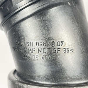 A6110981807 Патрубок воздушный - выход турбины - резонатор на Mercedes C-Class W203 2.2 2 2.7 cdi