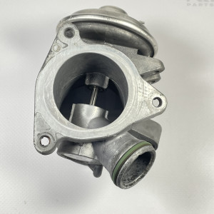 Клапан EGR - ЭГР на Mercedes C W203 E W210 ML270 W163 2.2 om611 2.7 om612 A6110900754