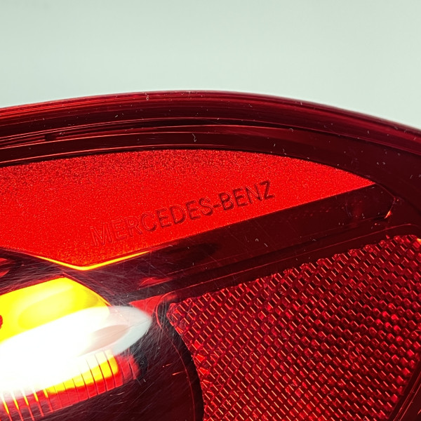 Фонарь - стоп правый на Mercedes C-class W205 LED USA A2059062102