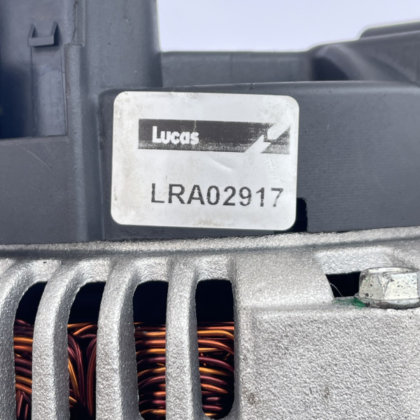Генератор на Джип Гранд Чирокі III 3.0 ОМ642 LRA02917
