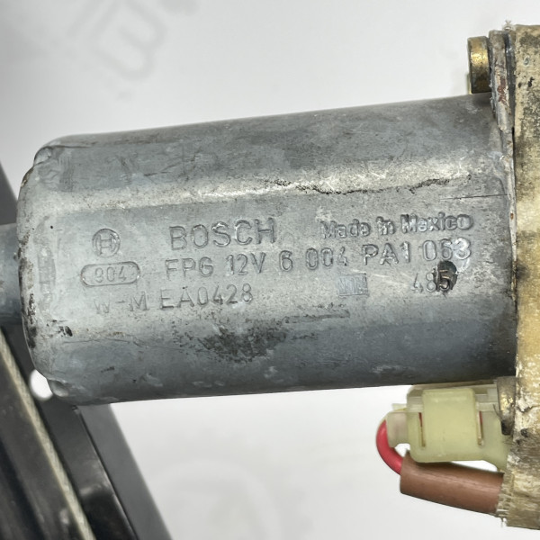 Склопідйомник задніх правих дверей на Джип Гранд Чирокі WJ 55363284AD