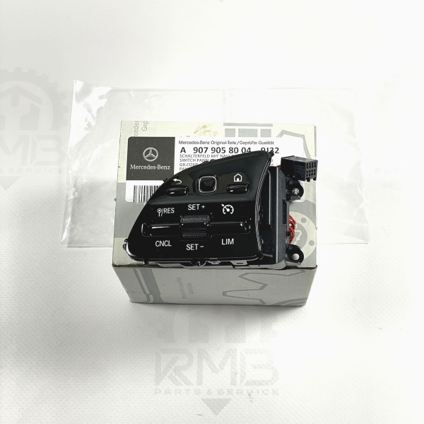 A9079058004 Кнопки керування на кермо на Мерседес Спрінтер W 907 / W 910