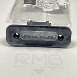 A9078213000 Контакт боковой сдвижной двери (на двери)  на Mercedes Sprinter W 907 / W 910
