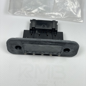 A9078213000 Контакт боковой сдвижной двери (на двери)  на Mercedes Sprinter W 907 / W 910